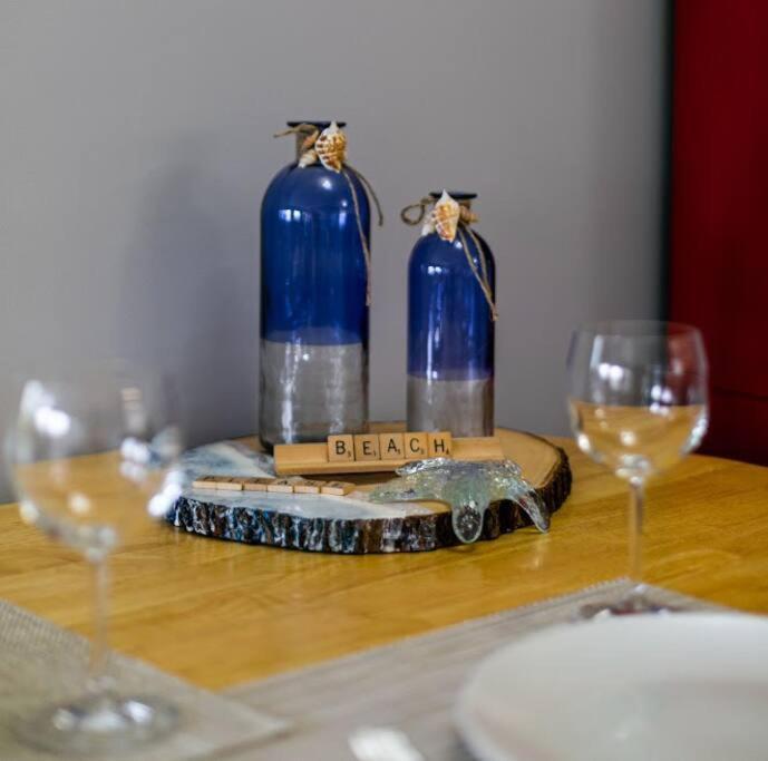 Lovely 2 Bedroom Suite Steps From The Beach Victoria Exteriér fotografie